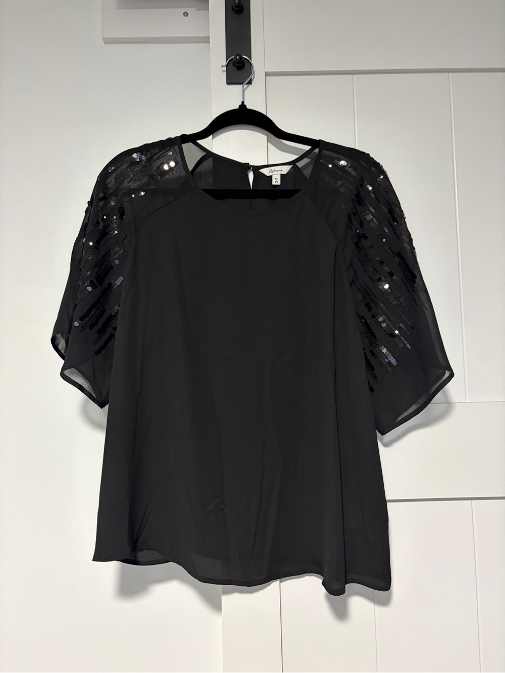 Reitman Black Sequin Sleeve Women's Blouse